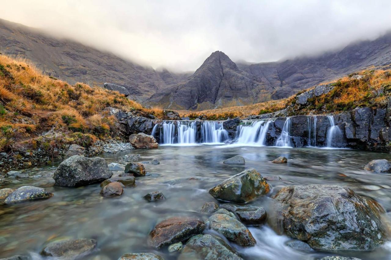 Tigh Lachie, Mary'S Thatched Cottages, Elgol, Isle Of Skye Exterior foto